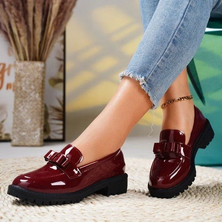 New Bright Patent Leather Tassel Loafers – Retro Mid-Heel Casual Shoes for Plus Sizes