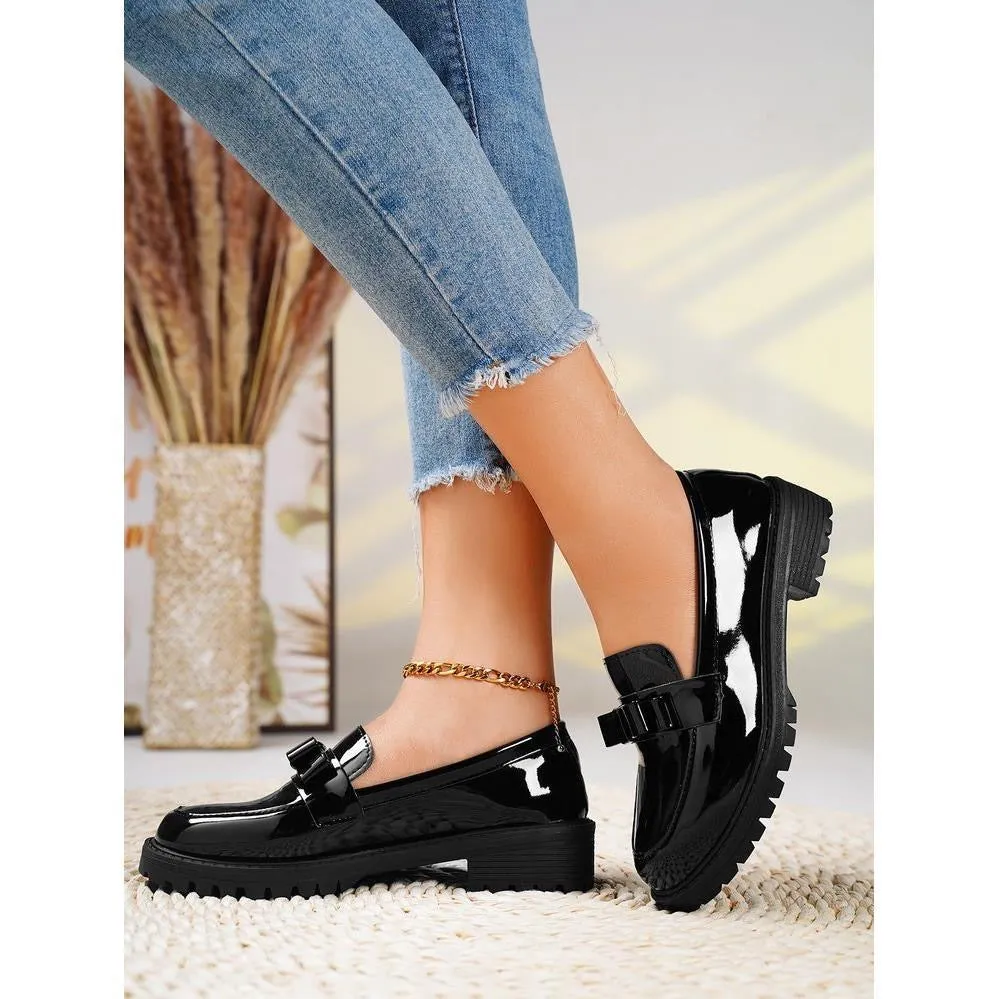 New Bright Patent Leather Tassel Loafers – Retro Mid-Heel Casual Shoes for Plus Sizes